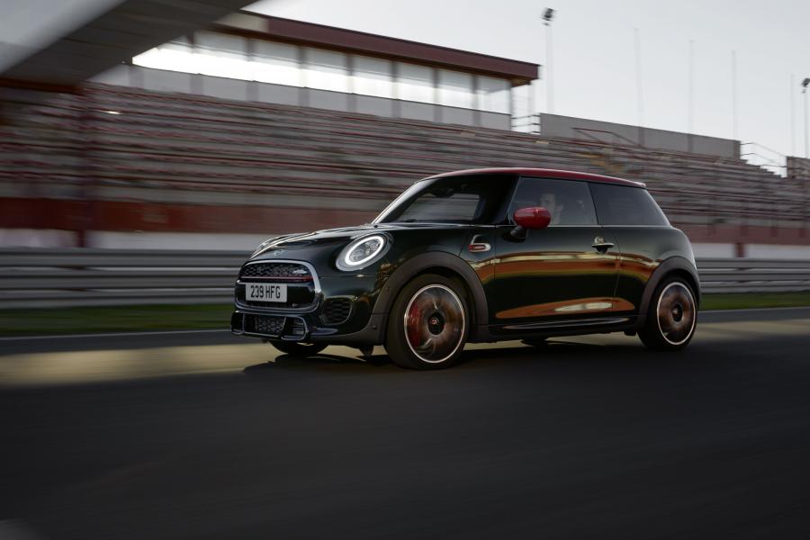  Mini John Cooper Works (F56) 2018 года  (WW) (фото 14 из 16)